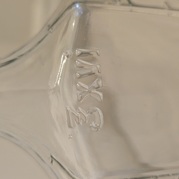 Vintage Owens Glass 3xvi with measurement marks - Picture 8 of 10